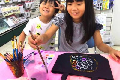 ¡Una visita obligada para los amantes de la moda! Elige tu person ¡Una visita obligada para los amantes de la moda! Elige tu person