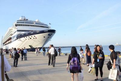 Traslado privado de Tianjin al puerto de cruceros internacional d Traslado privado de Tianjin al puerto de cruceros internacional d