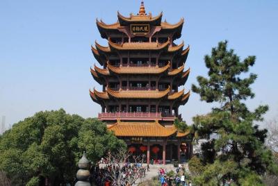 Excursión privada a la torre de la grúa amarilla Museo Wuhan Lago