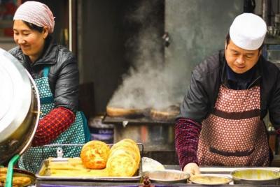 Tour nocturno de comida y cerveza en Xi'an