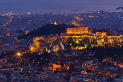 Atenas de noche - Α Combinación de recorrido en automóvil y a pie