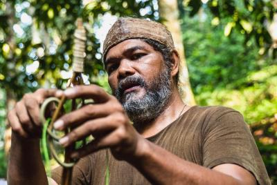 Restauración de un campamento indígena en Kuala Lumpur con almuer