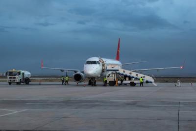 Traslado privado desde el aeropuerto de Zhangye (YZY) al hotel Zh