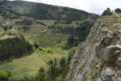 Caminata Ecológica en Suesca (cerca a Bogotá)
