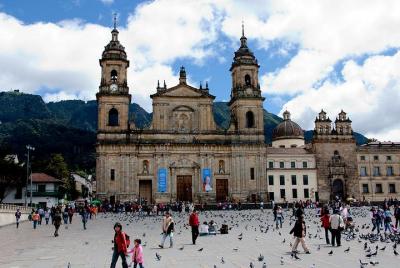 Excursión de 4 horas por Bogotá durante la escala. Incluye trasla Excursión de 4 horas por Bogotá durante la escala. Incluye trasla