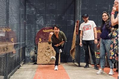 Experiencia nocturna en Bogotá: Tejo y recorrido de la cerveza