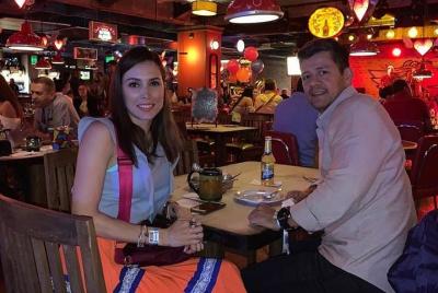 Recorrido gastronómico nocturno por Bogotá con Andrés Carne de Re