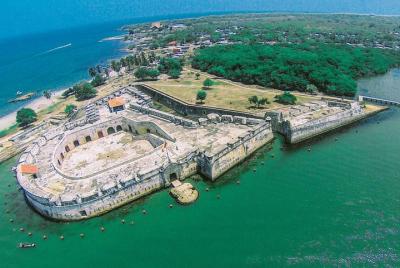 Tour Guiado a Todos los Fuertes de Bocachica Tour Guiado a Todos los Fuertes de Bocachica