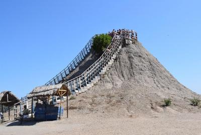 Mud experience at the volcano 
