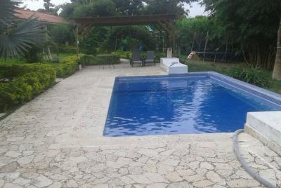 Passday to Country Houses with Deluxe Tourist Guide