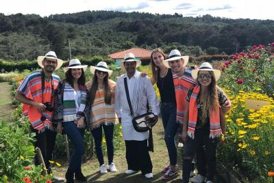 Descubre las flores colombianas y la cultura silletera.