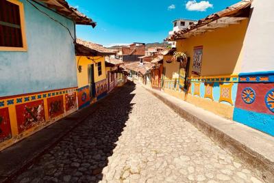 Traslado privado al aeropuerto: de Medellín a Jose Maria Córdova 