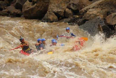 BEST White Rafting in Colombia Suarez 4/5