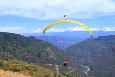 Parapente en el gran cañón del chicamocha 