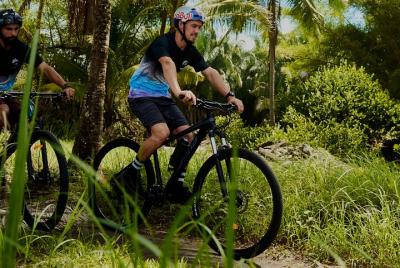 Tour guiado en bicicleta para grupos pequeños en Jacó