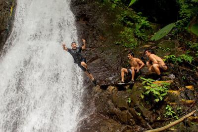 10 cascadas ocultas con cocina local