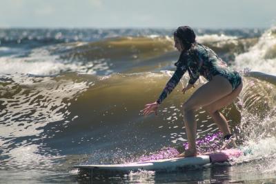 Lección privada de surf de 2 horas en Jacó