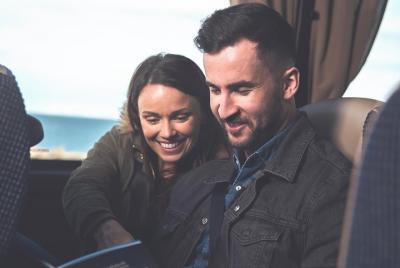 Traslados de aeropuerto entre el aeropuerto de Keflavík y el cent