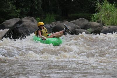 Tubin de agua blanca en el río BALSA