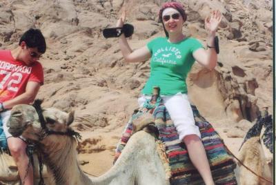 Paseo en camello en el desierto de Sharm elsheikh Paseo en camello en el desierto de Sharm elsheikh