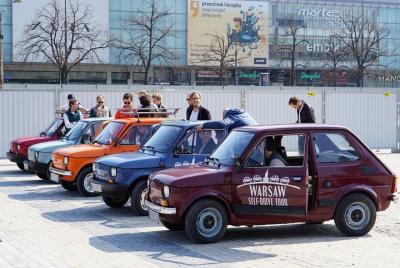Recorrido sin conductor: Varsovia comunista por Retro Fiat 