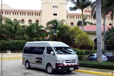 Shuttle compartido desde Manuel Antonio al aeropuerto internacion