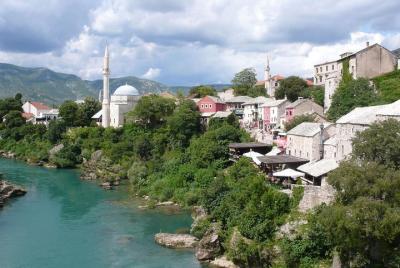 Disfrute de la antigua Mostar Disfrute de la antigua Mostar