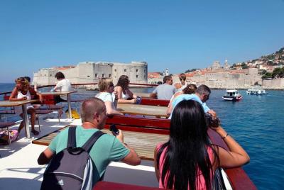 Crucero de un día en las islas Elafiti desde Dubrovnik. Crucero de un día en las islas Elafiti desde Dubrovnik.