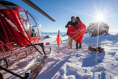 Propuesta de boda o vuelo en helicóptero de luna de miel