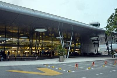 Traslado privado desde la ciudad de Dubrovnik al aeropuerto Traslado privado desde la ciudad de Dubrovnik al aeropuerto