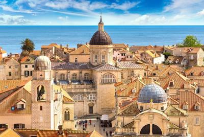 Excursión de 1 día a Dubrovnik por la ciudad de Makarska Riviera Excursión de 1 día a Dubrovnik por la ciudad de Makarska Riviera