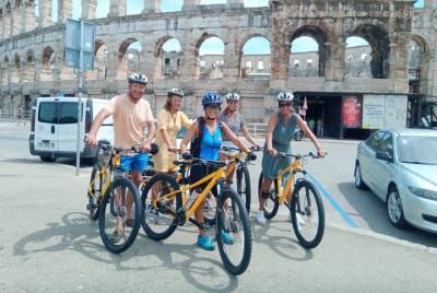AVENTURA EN BICICLETA MARINA PULA | PulaBike |