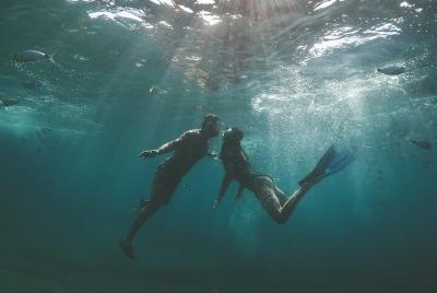 Paseos en kayak Pula | exploración de cuevas marinas