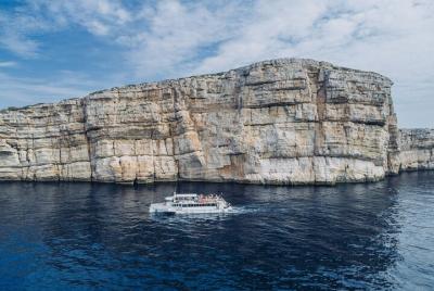 Recorrido en barco por el parque nacional de la isla Kornati y e  Recorrido en barco por el parque nacional de la isla Kornati y e