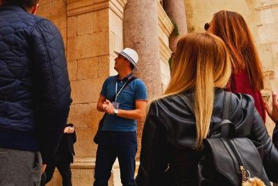 Recorrido a pie por Split con un  Recorrido a pie por Split con un 'magister' de la historia