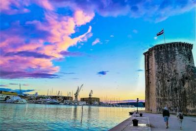 Trogir Walking Tour: un lugar donde cada piedra es un monumento