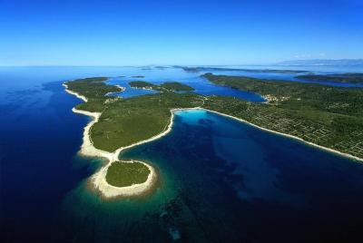 Experiencia de verano en Kornati y Telašćica, consigue equipo de 