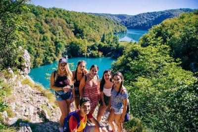 Excursión de un día a los lagos de Plitvice y Rastoke Excursión de un día a los lagos de Plitvice y Rastoke