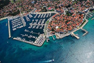 Traslado desde el aeropuerto de Zadar a Biograd na moru