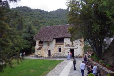Old Kakopetria & Agios Nicolaos tis Stegis Iglesia de la UNESCO (