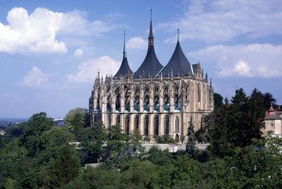 Excursión de medio día a Kutna Hora desde Praga, incluida la igle