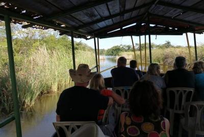 Parque ecológico y paseo en barco por el río Parque ecológico y paseo en barco por el río