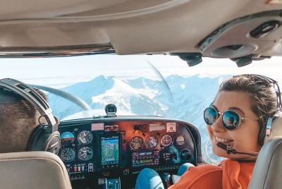 Vuelo turístico privado sobre los Alpes bávaros Vuelo turístico privado sobre los Alpes bávaros
