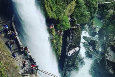 2 Días Tours a la Selva Y Pailon del Diablo, Casa de Árbol y Tour