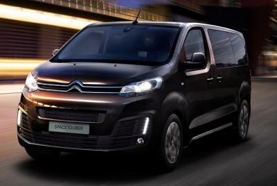 2 (b). Hoteles de Atenas al puerto del Pireo Traslado privado de 