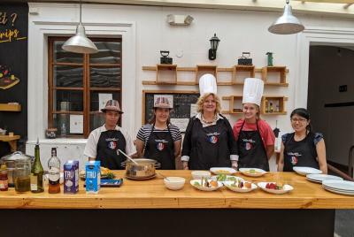 Clase de cocina en Quito histórico con chef + Tour de mercado con