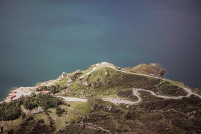 Traslado de Quito a Quilotoa en Fantasy Bus.