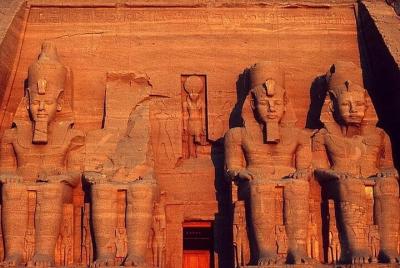 Tour de un día de Abusimble desde Asuán