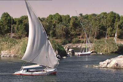 Paseo en faluca al atardecer en Luxor y Banana Island con almuerz