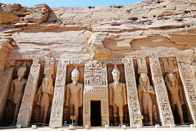 Disfrute de la excursión de día completo a Abu Simble desde Asuán